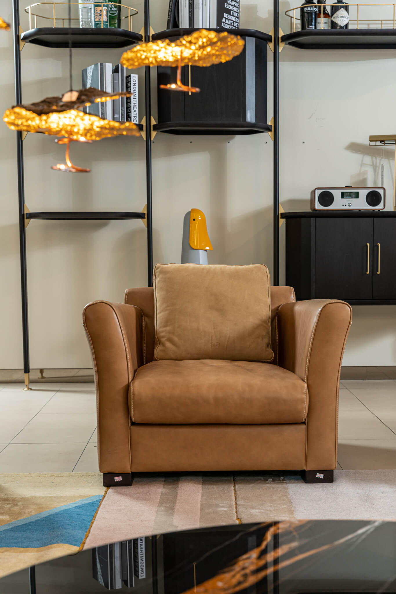 Baxter Кресло Diner Plume Creme Leather от Baxter — в интерьере