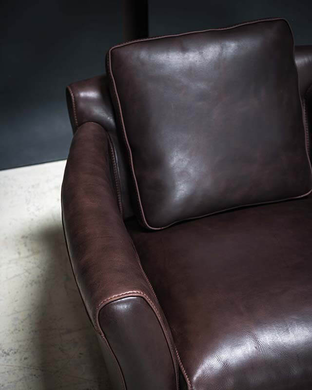 Baxter Кресло Diner Plume Creme Leather от Baxter — в интерьере