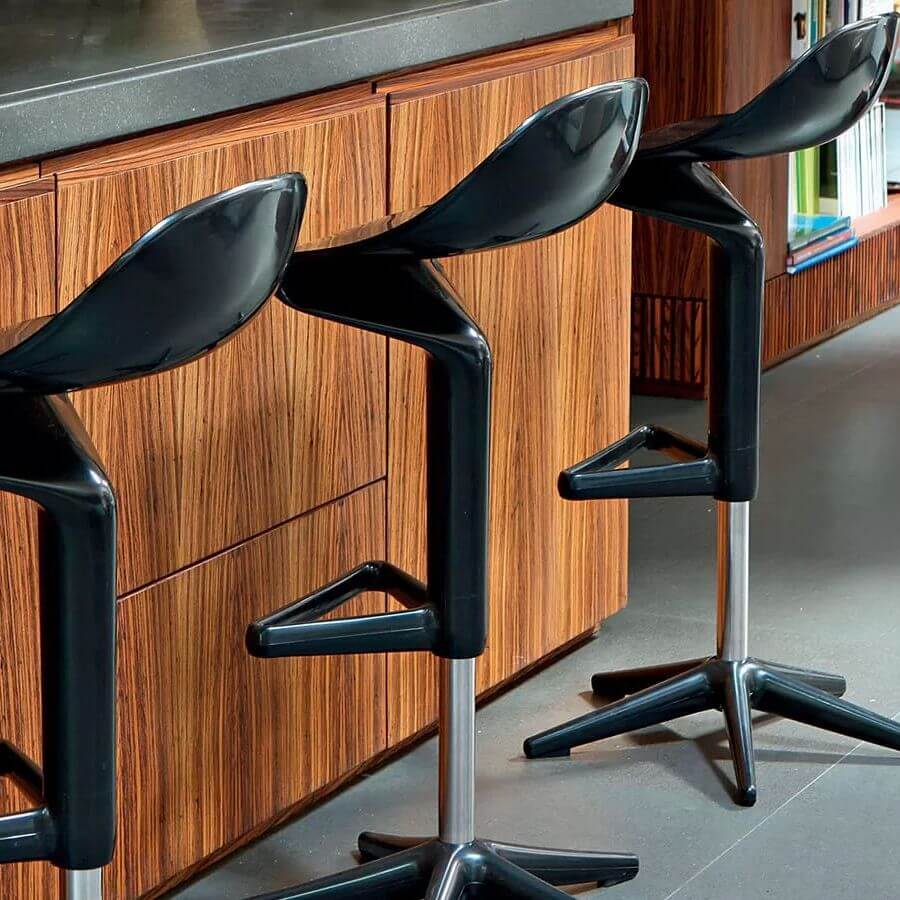Kartell Барный стул Spoon от Kartell — в интерьере