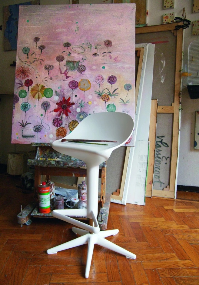 Kartell Барный стул Spoon от Kartell — в интерьере