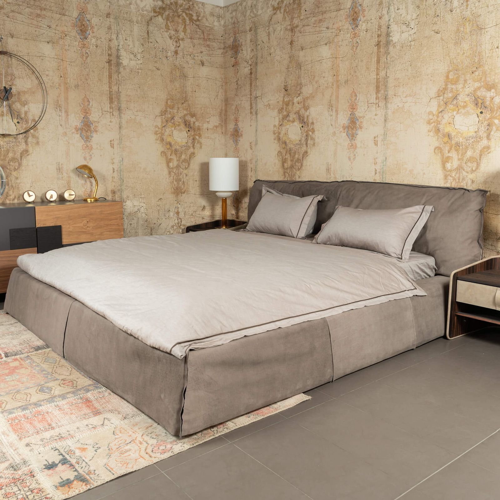 Baxter Кровать Paris Slim от Baxter — в интерьере
