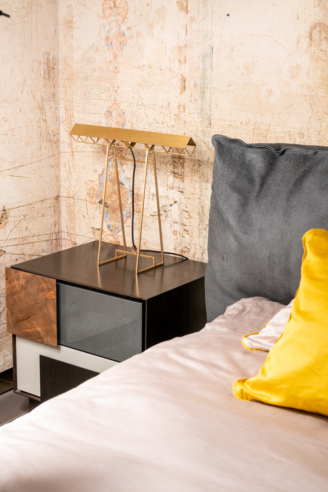 Baxter Кровать Paris Bo.H Siberia от Baxter — в интерьере