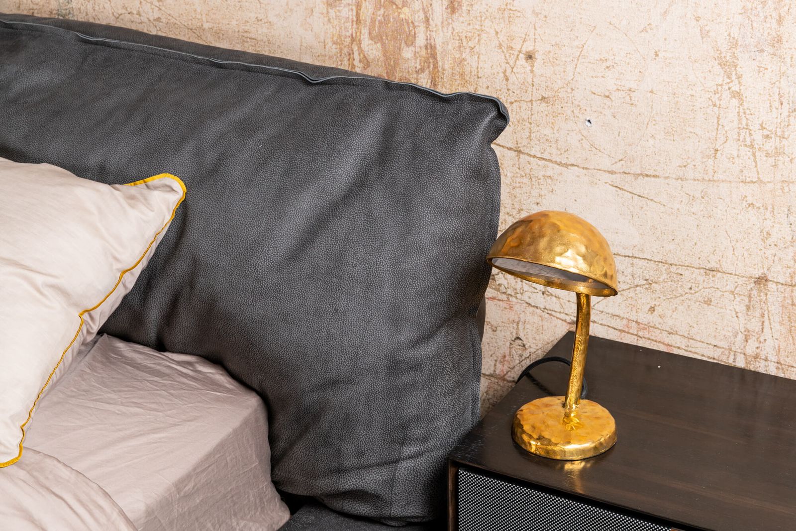Baxter Кровать Paris Bo.H Siberia от Baxter — в интерьере