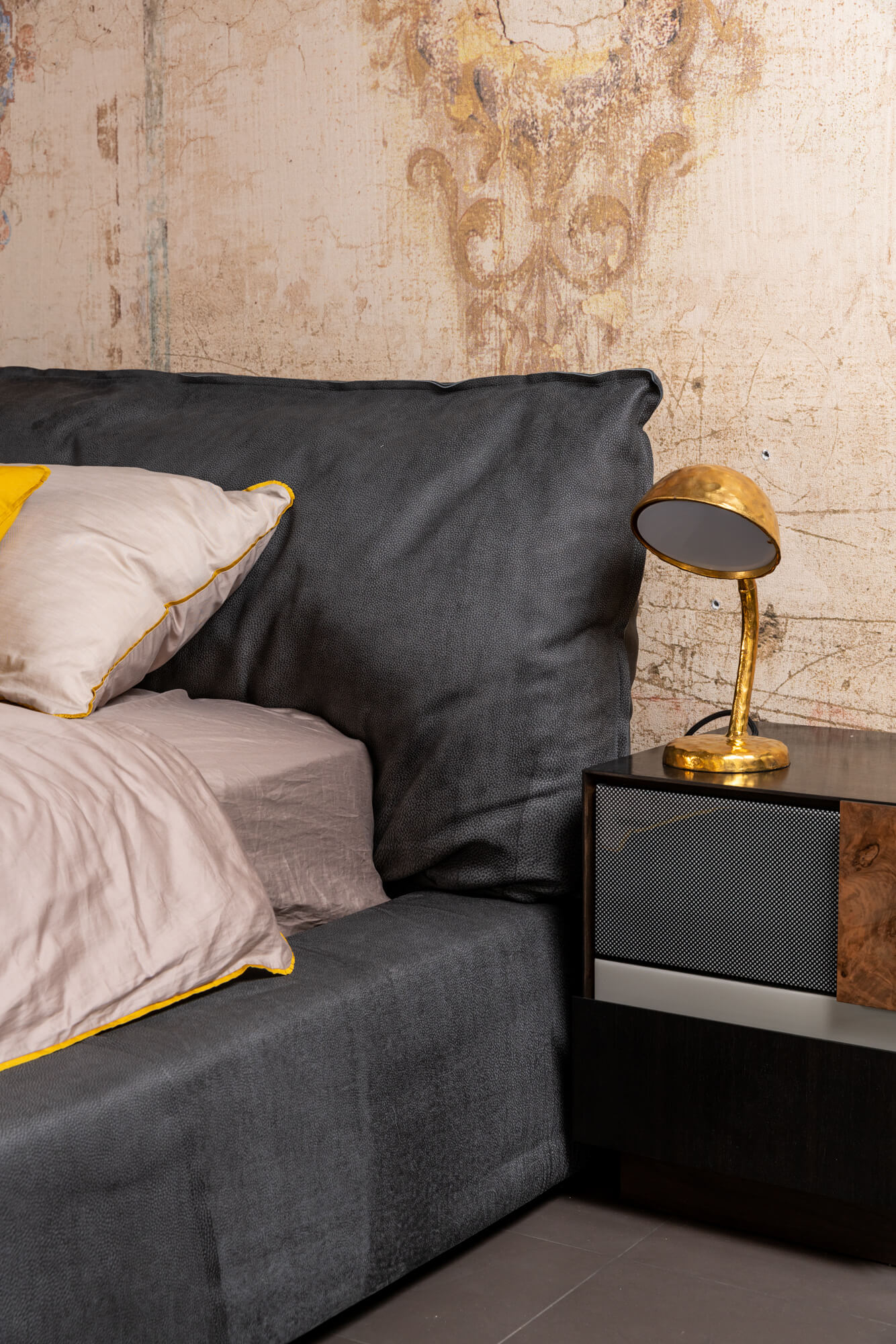 Baxter Кровать Paris Bo.H Siberia от Baxter — в интерьере
