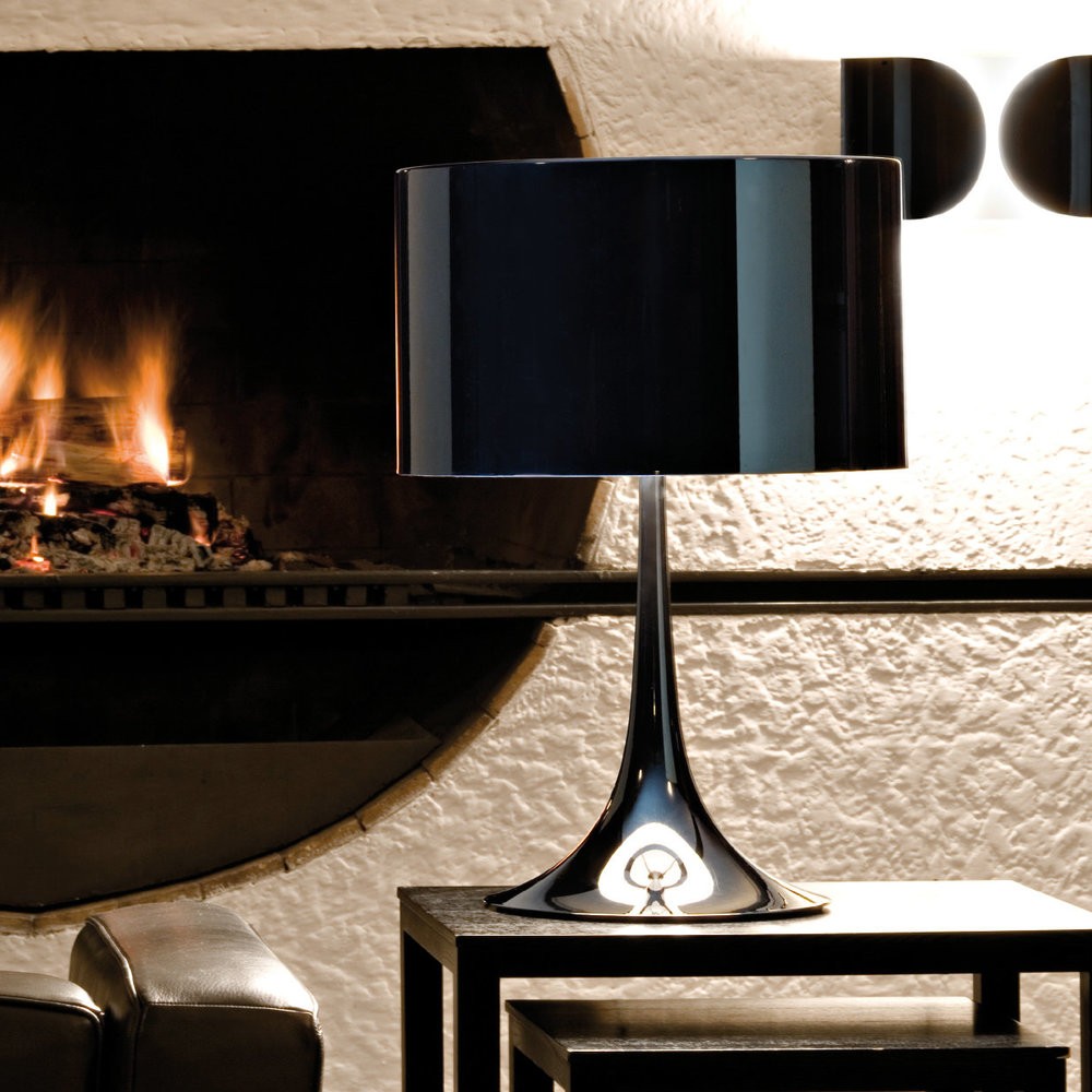 Flos Настольная лампа Spun Light T2 black от Flos — в интерьере