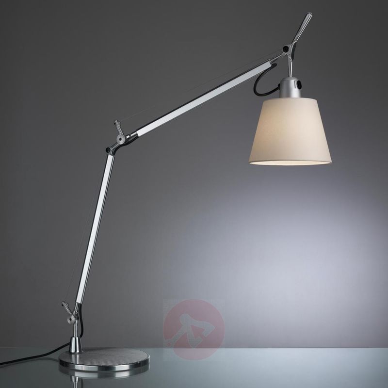 Artemide Настольная лампа Tolomeo от Artemide — в интерьере