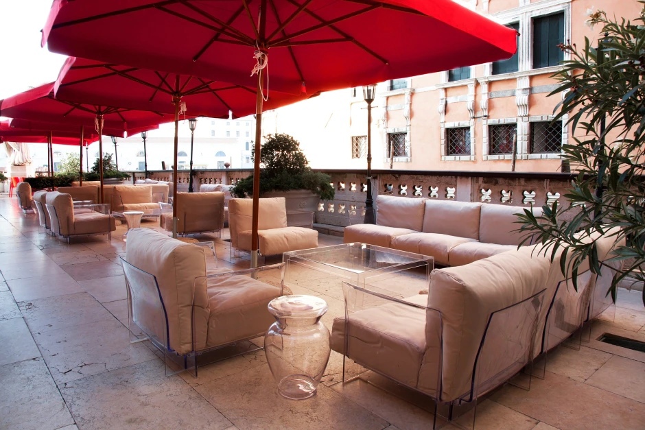 Kartell Кресло Pop Outdoor от Kartell — в интерьере