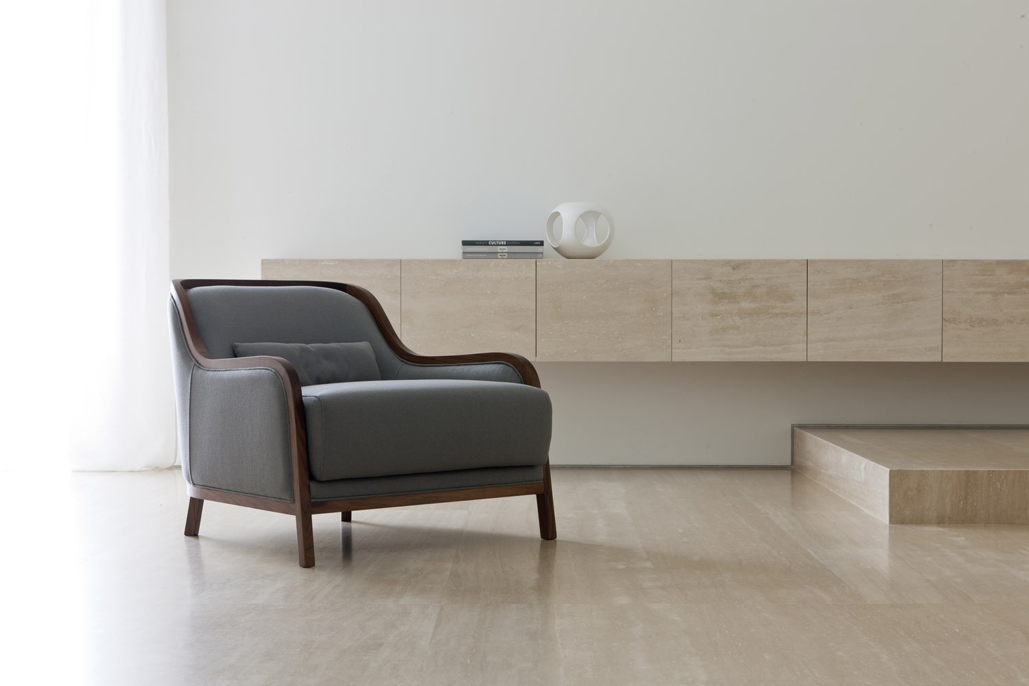 Porada Кресло Charlotte by M. & L. Dainelli от Porada — в интерьере