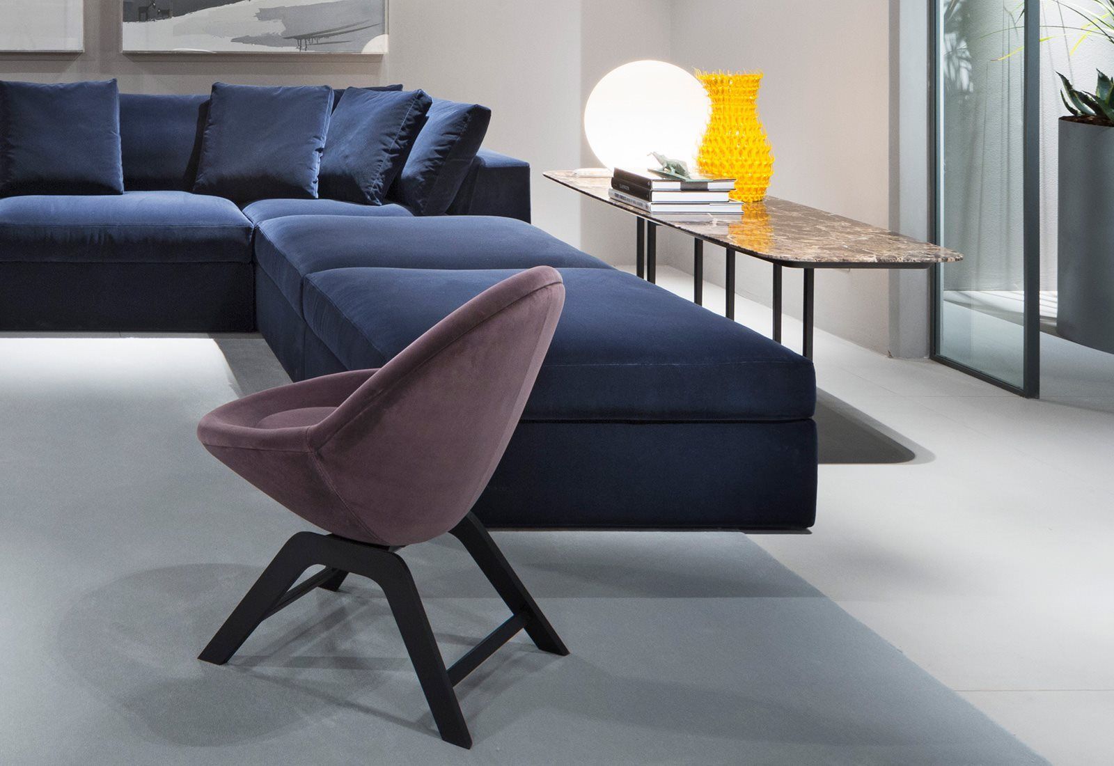 Meridiani Журнальный столик COLE от Meridiani — в интерьере
