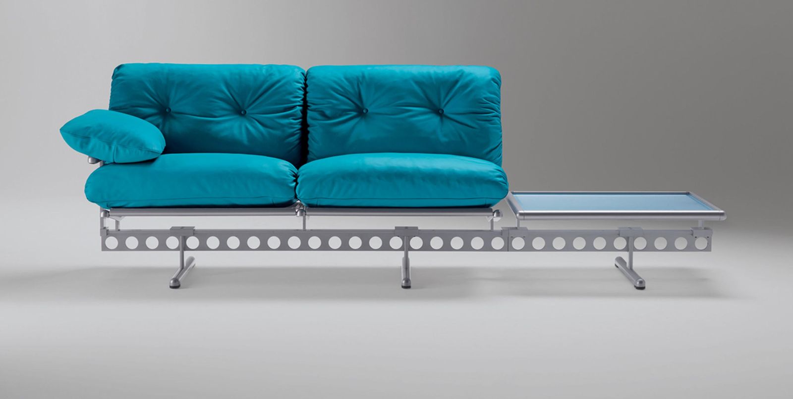 Poltrona Frau Диван Ouverture Fabric Shine Col.Silver от Poltrona Frau — в интерьере