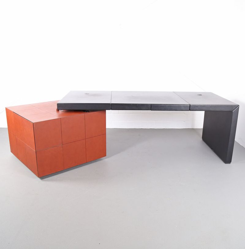 Poltrona Frau Письменный стол C.E.O. Cube desk от Poltrona Frau — в интерьере