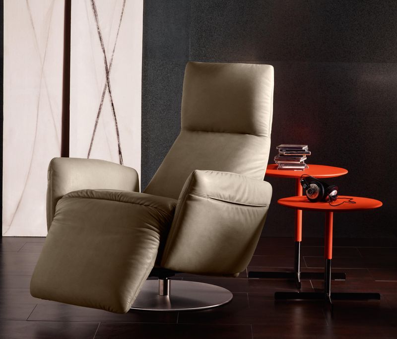 Poltrona Frau Кресло Pillow Manual от Poltrona Frau — в интерьере