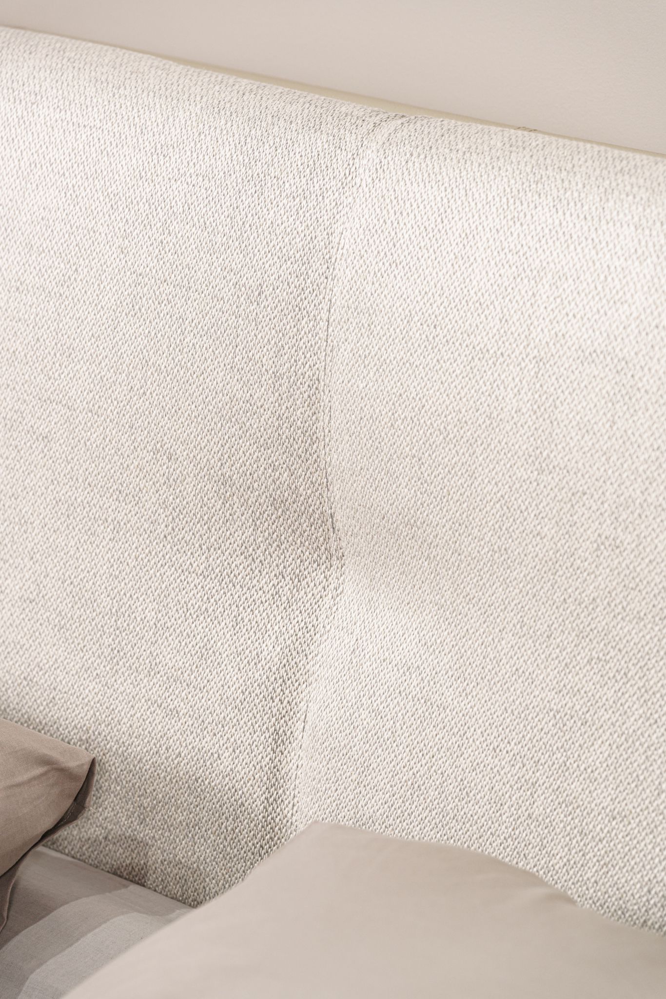 Poltrona Frau Кровать Bretagne Shine / Pelle Maggese от Poltrona Frau — в интерьере