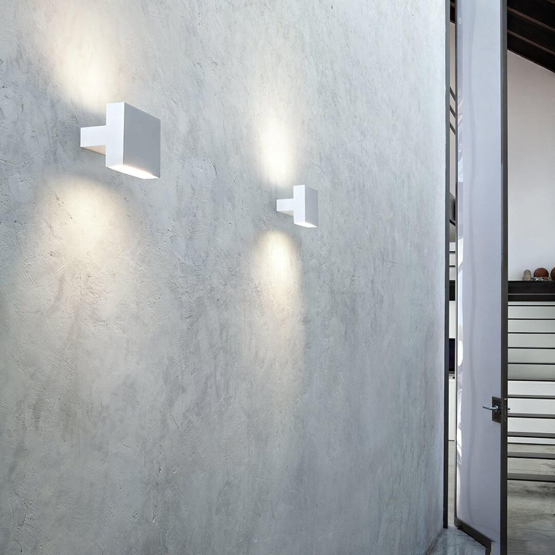 Flos Бра Tight Light от Flos — в интерьере