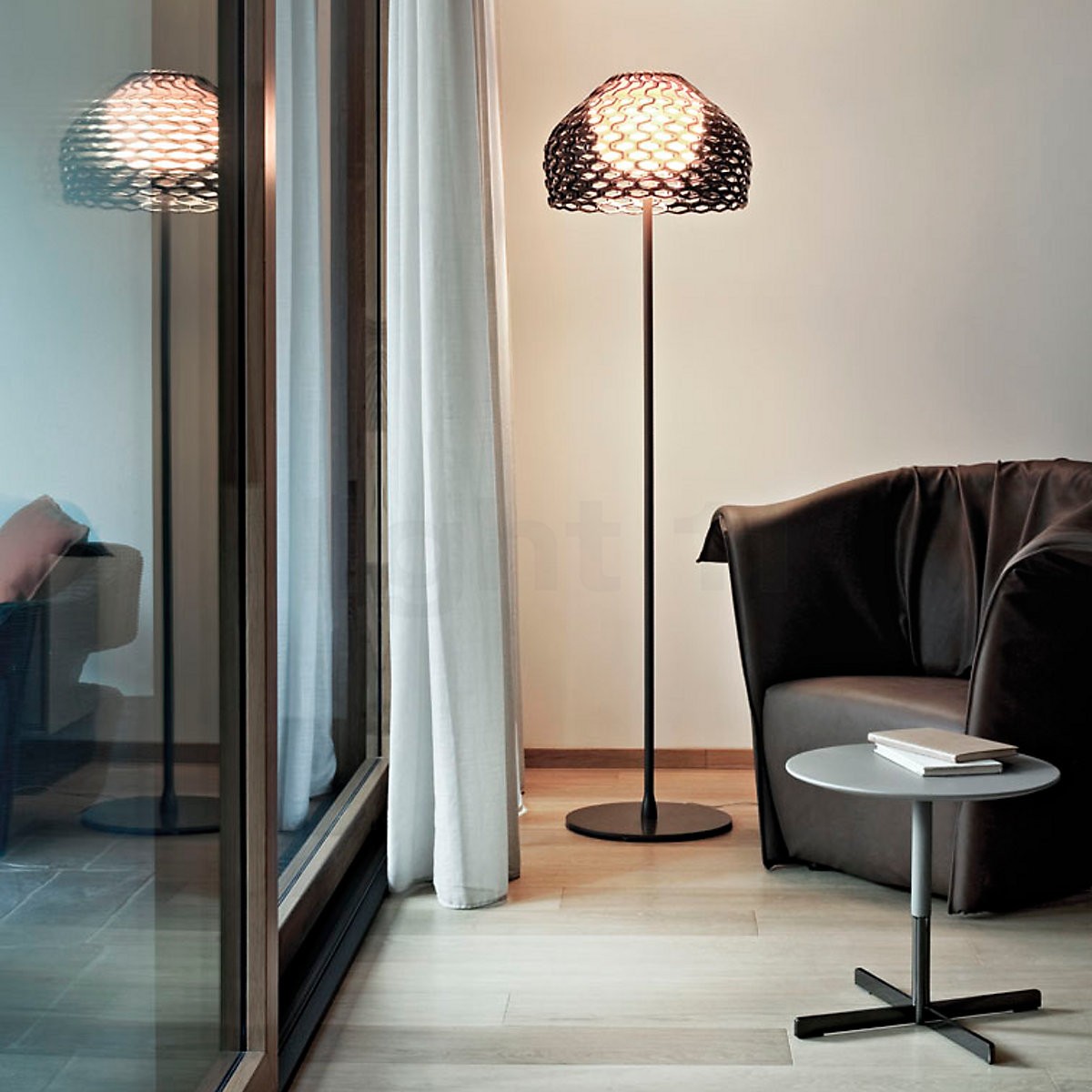 Flos Торшер Tatou F от Flos — в интерьере