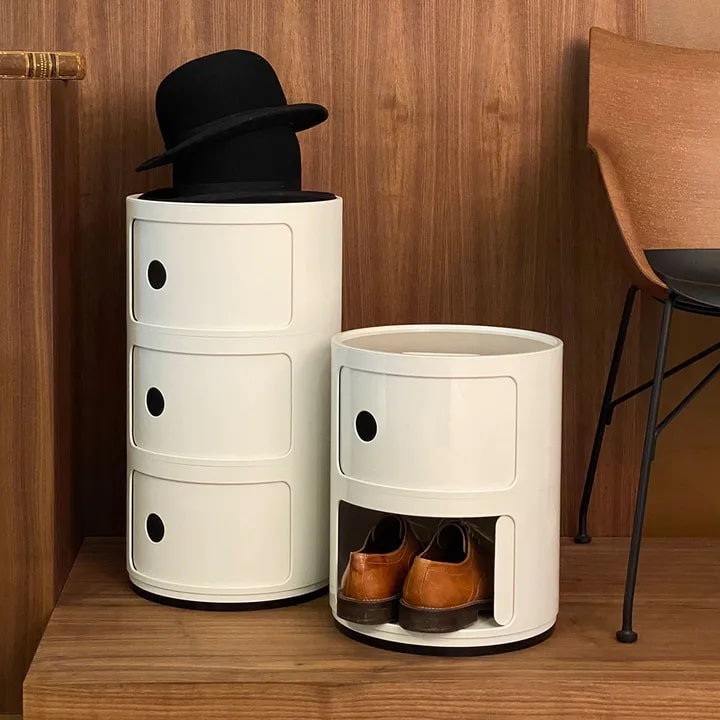 Kartell Прикроватная тумбочка Componibili White (3 секции) Glossy / Matt от Kartell — в интерьере