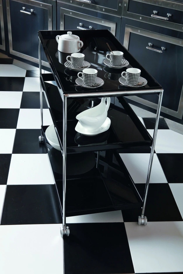 Kartell Консоль Trays от Kartell — в интерьере