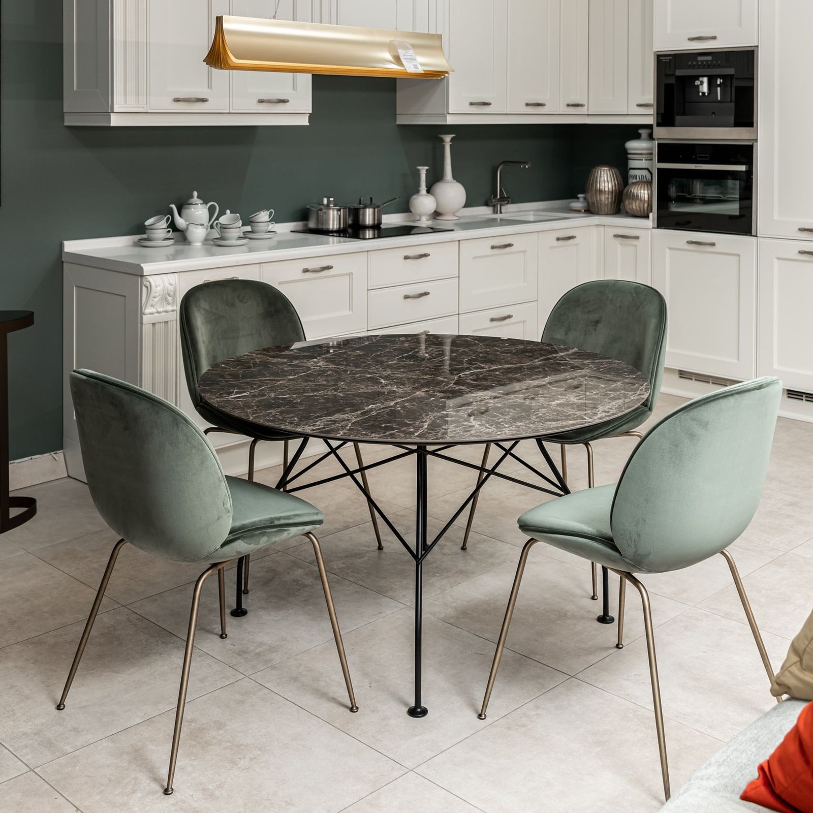 Kartell Стол Glossy от Kartell — в интерьере