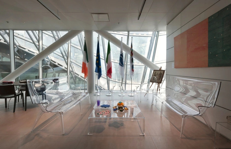 Kartell Стул Uncle Jim от Kartell — в интерьере