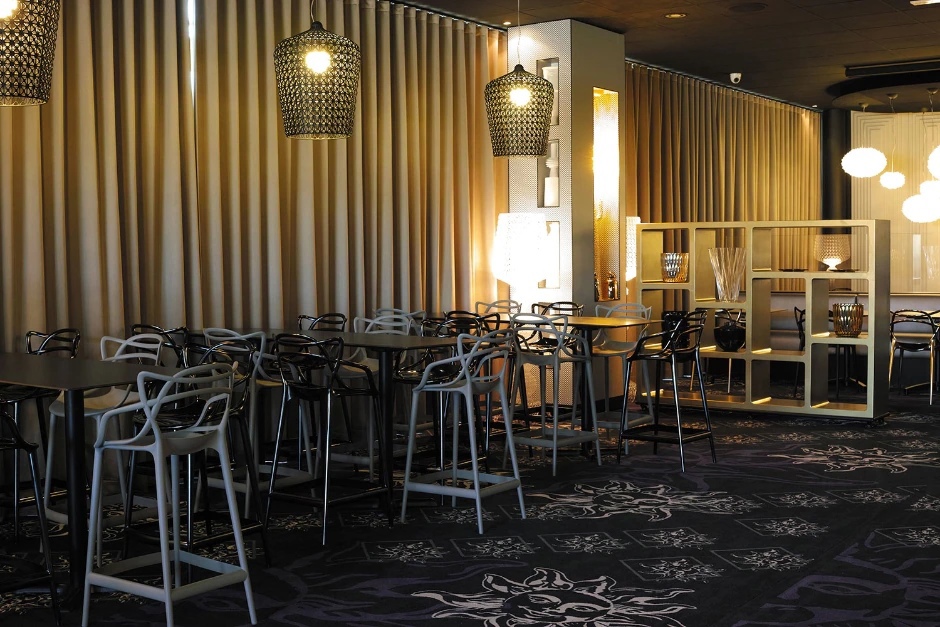 Kartell Барный стул Masters от Kartell — в интерьере