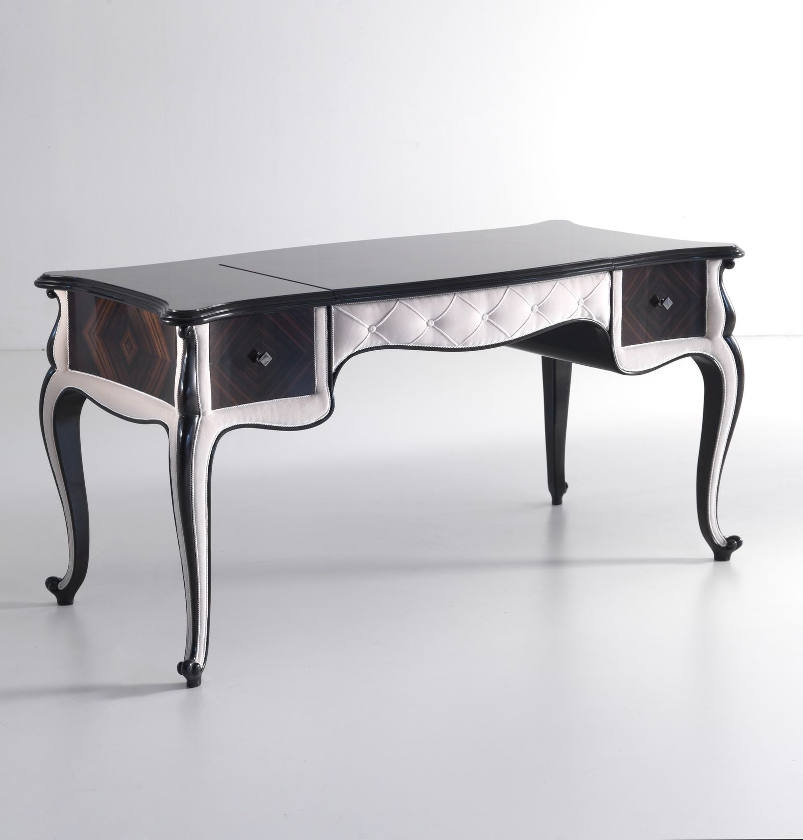 Annibale Colombo Туалетный столик M 1580 от Annibale Colombo — в интерьере