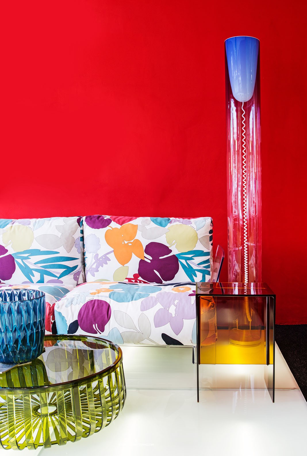 Kartell Торшер TOOBE от Kartell — в интерьере