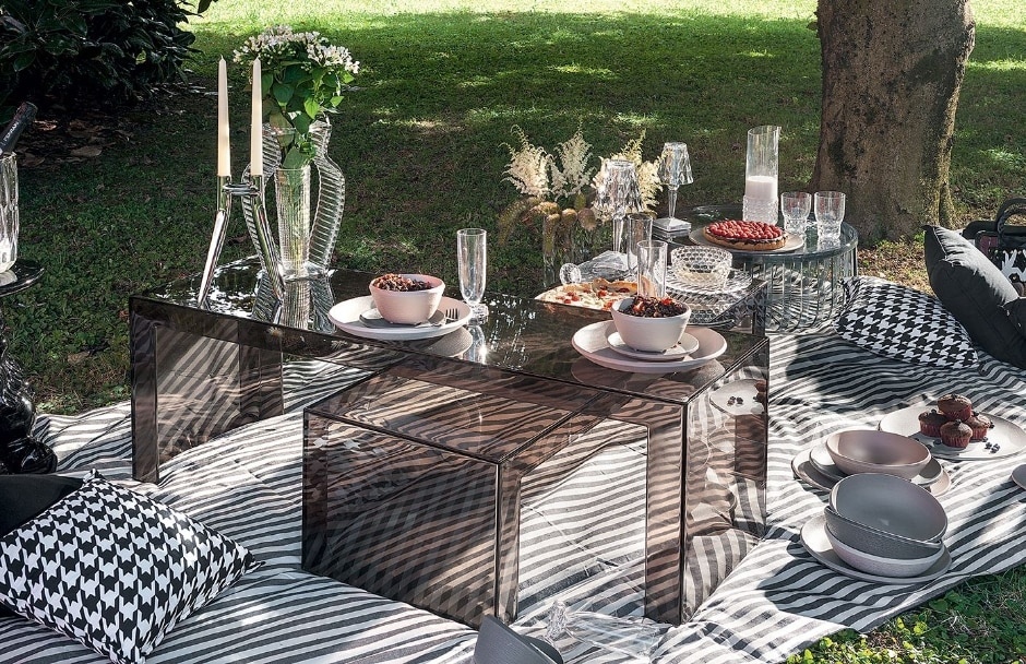 Kartell Консоль INVISIBLE cristallo от Kartell — в интерьере