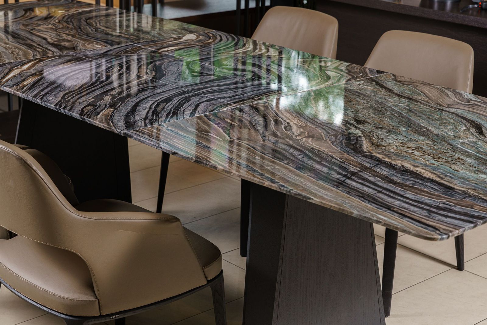 Draenert Стол Fontana 1460 от Draenert — в интерьере