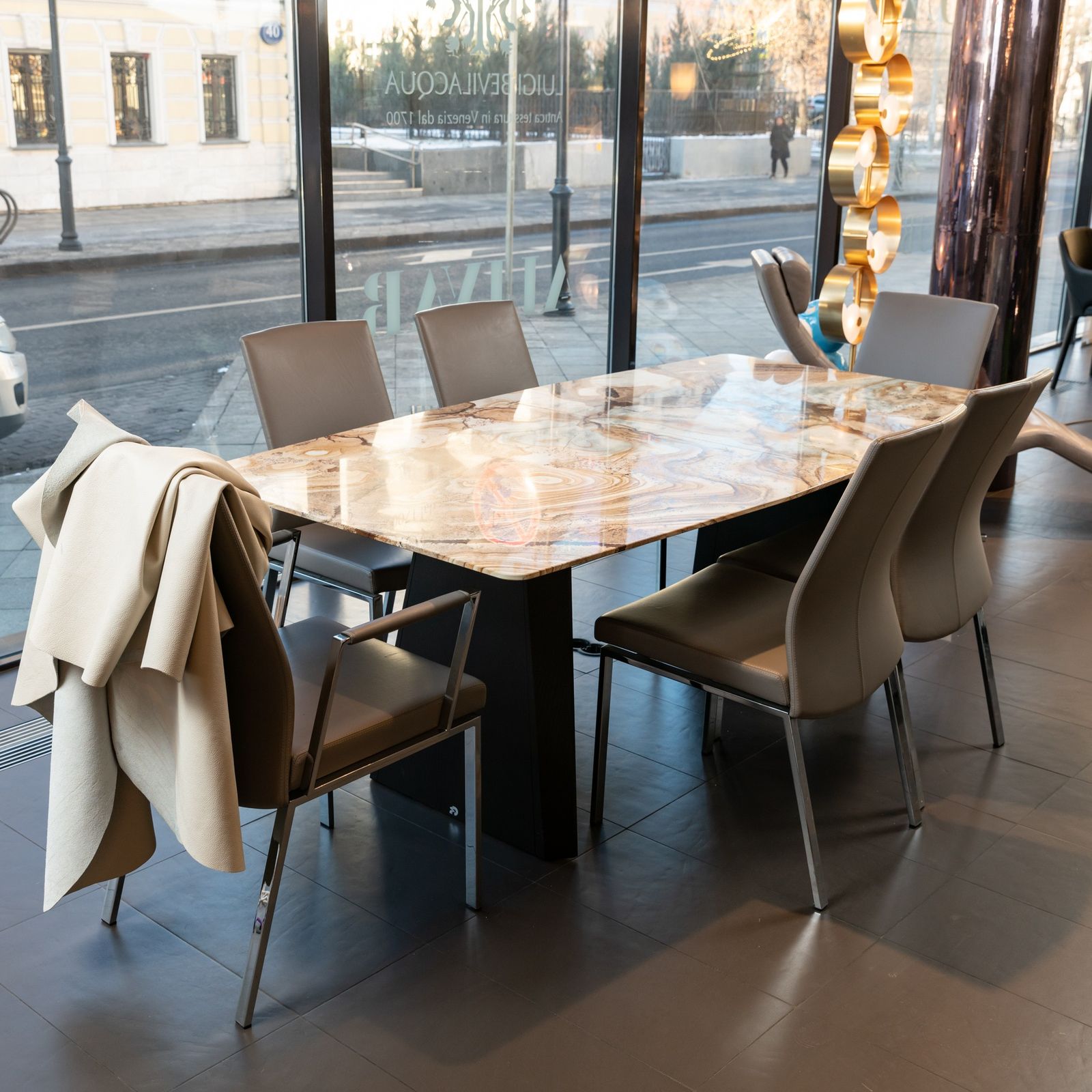 Draenert Стол Fontana 1460 от Draenert — в интерьере