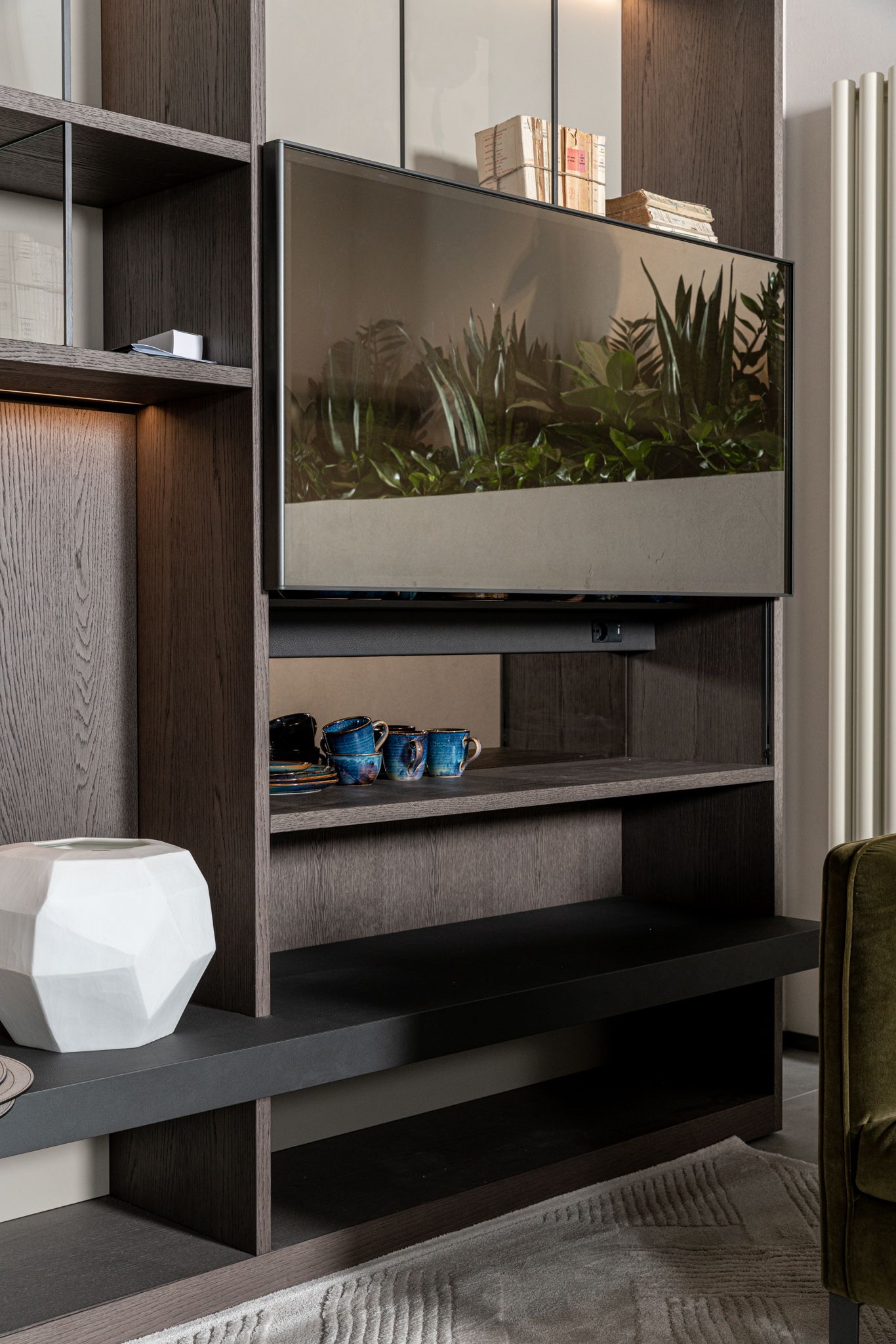 Molteni&C Композиция под ТВ 505 от Molteni & C — в интерьере