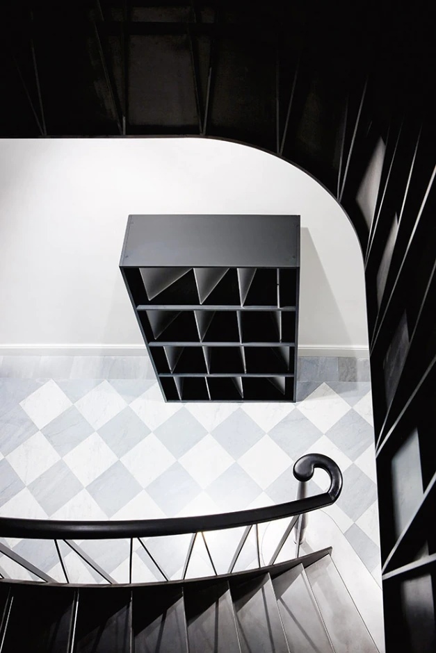 Kartell Стеллаж Sundial от Kartell — в интерьере