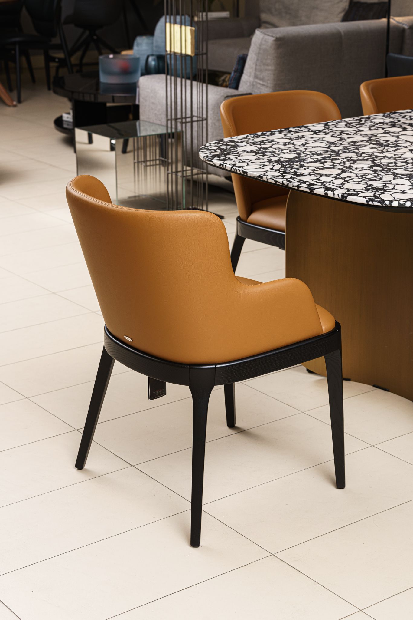 Cattelan Italia Стул Magda B Cognac от Cattelan Italia — в интерьере
