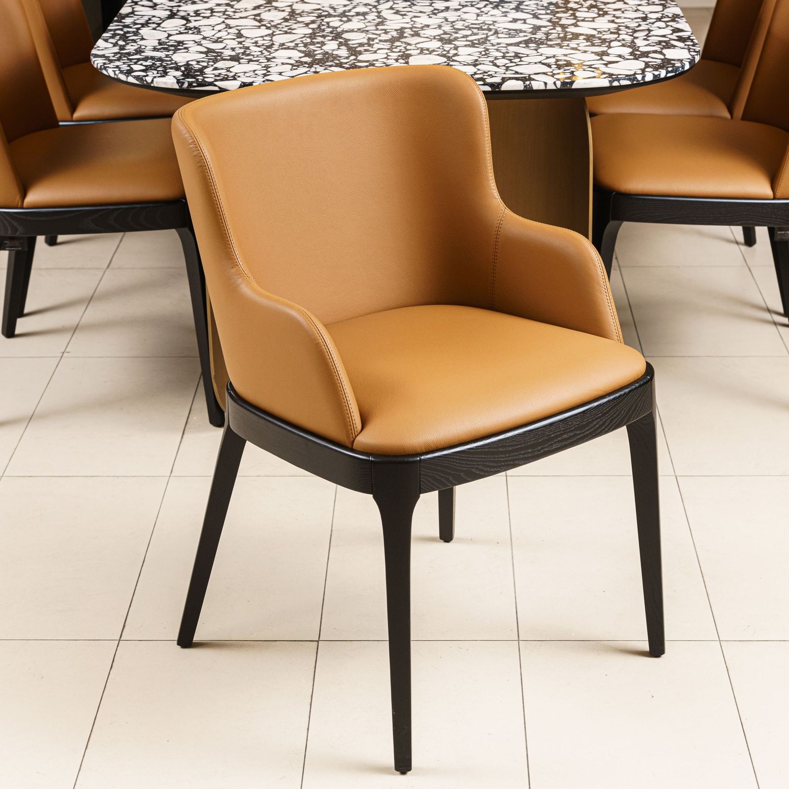 Cattelan Italia Стул Magda B Cognac от Cattelan Italia — в интерьере