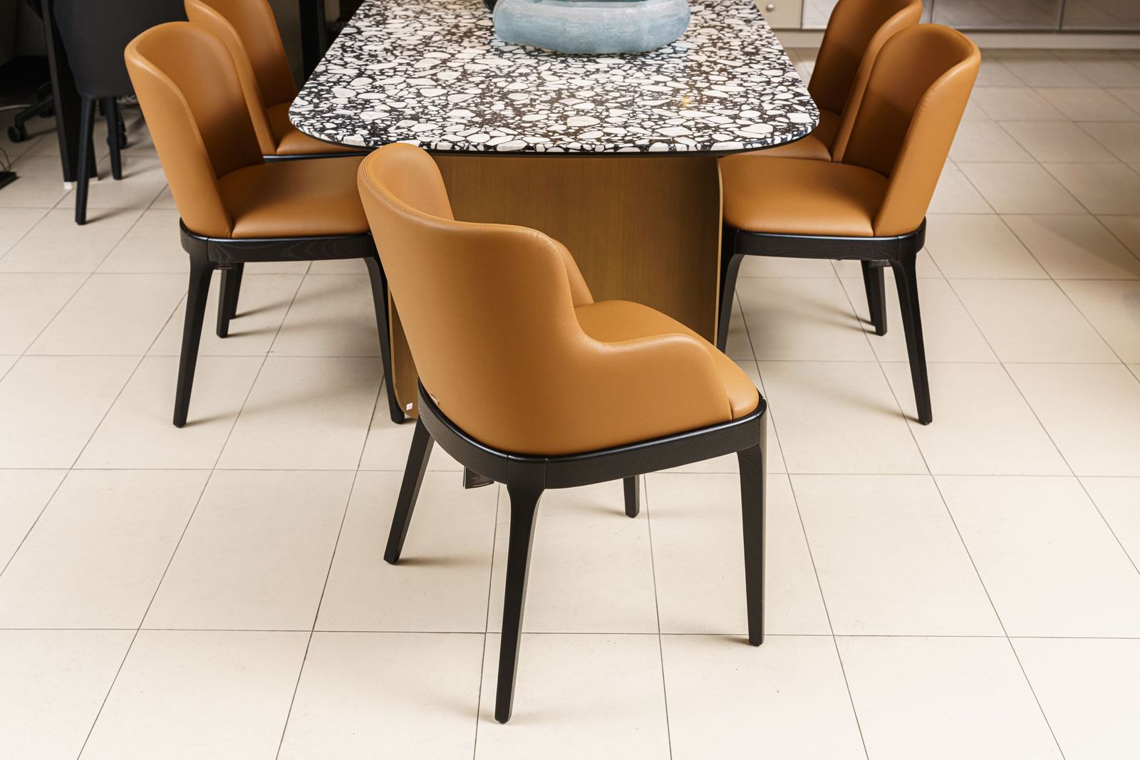 Cattelan Italia Стул Magda B Cognac от Cattelan Italia — в интерьере