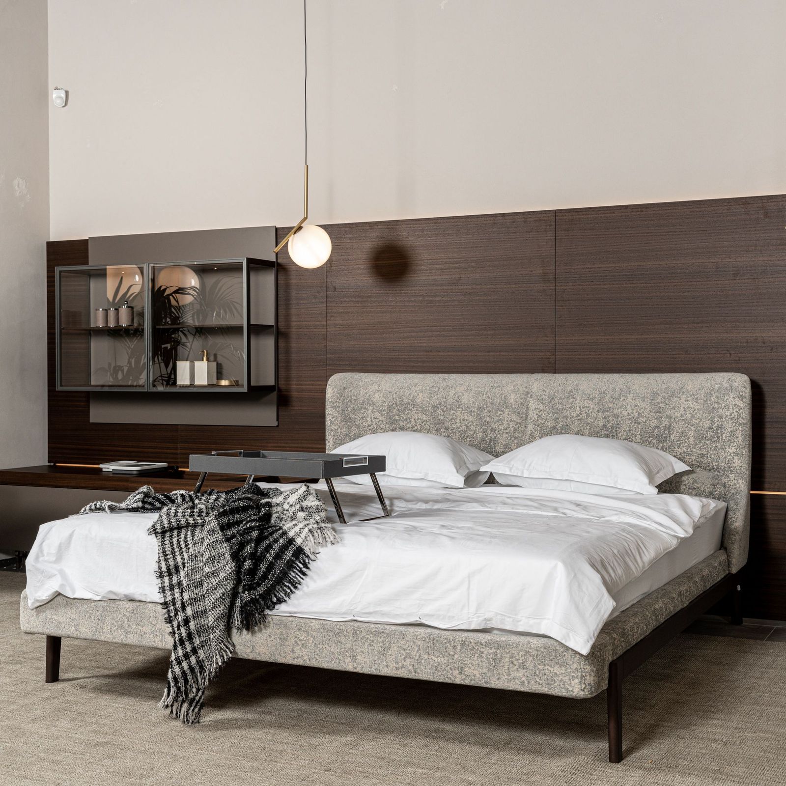 Molteni&C Кровать Fulham от Molteni & C — в интерьере