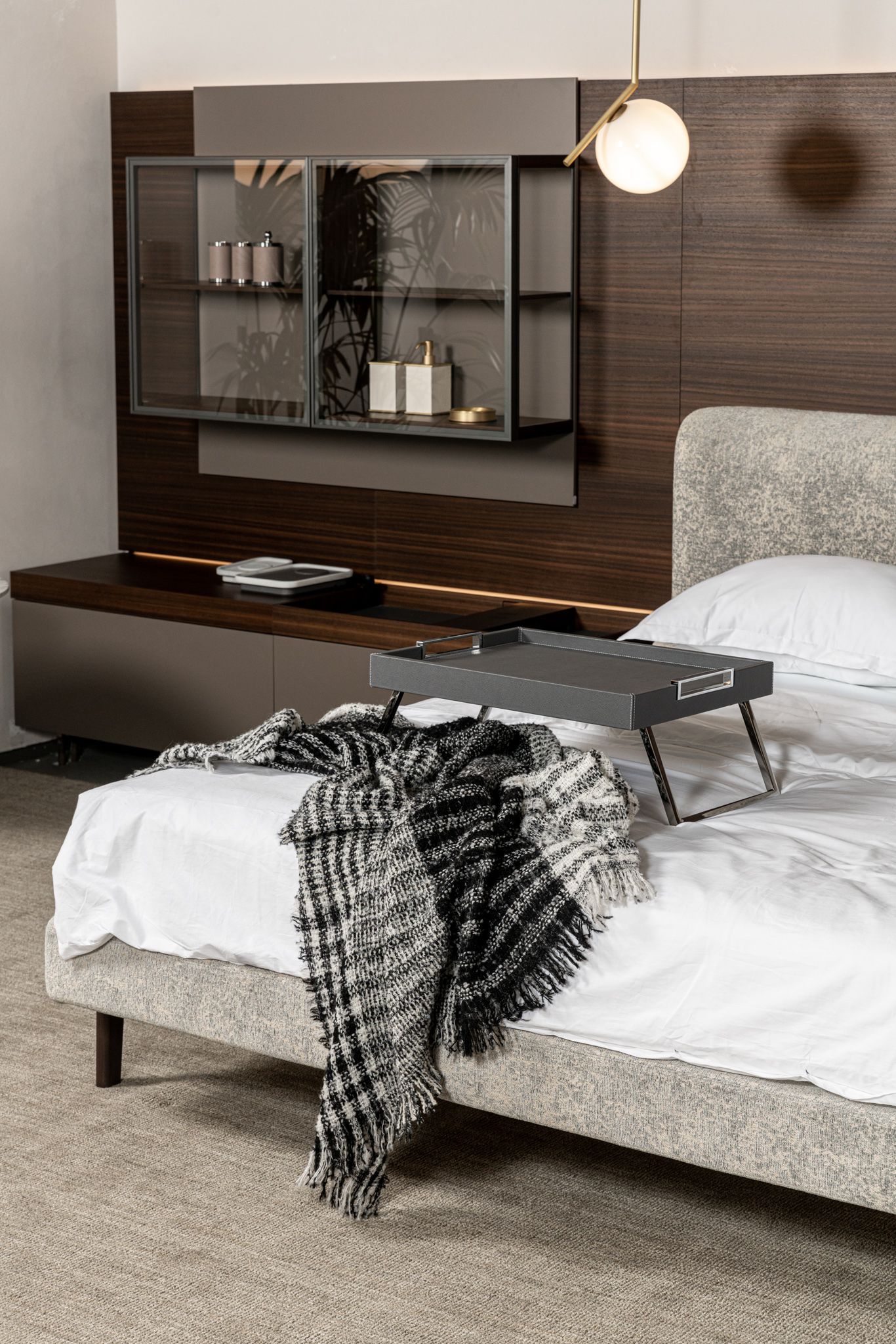 Molteni&C Кровать Fulham от Molteni & C — в интерьере