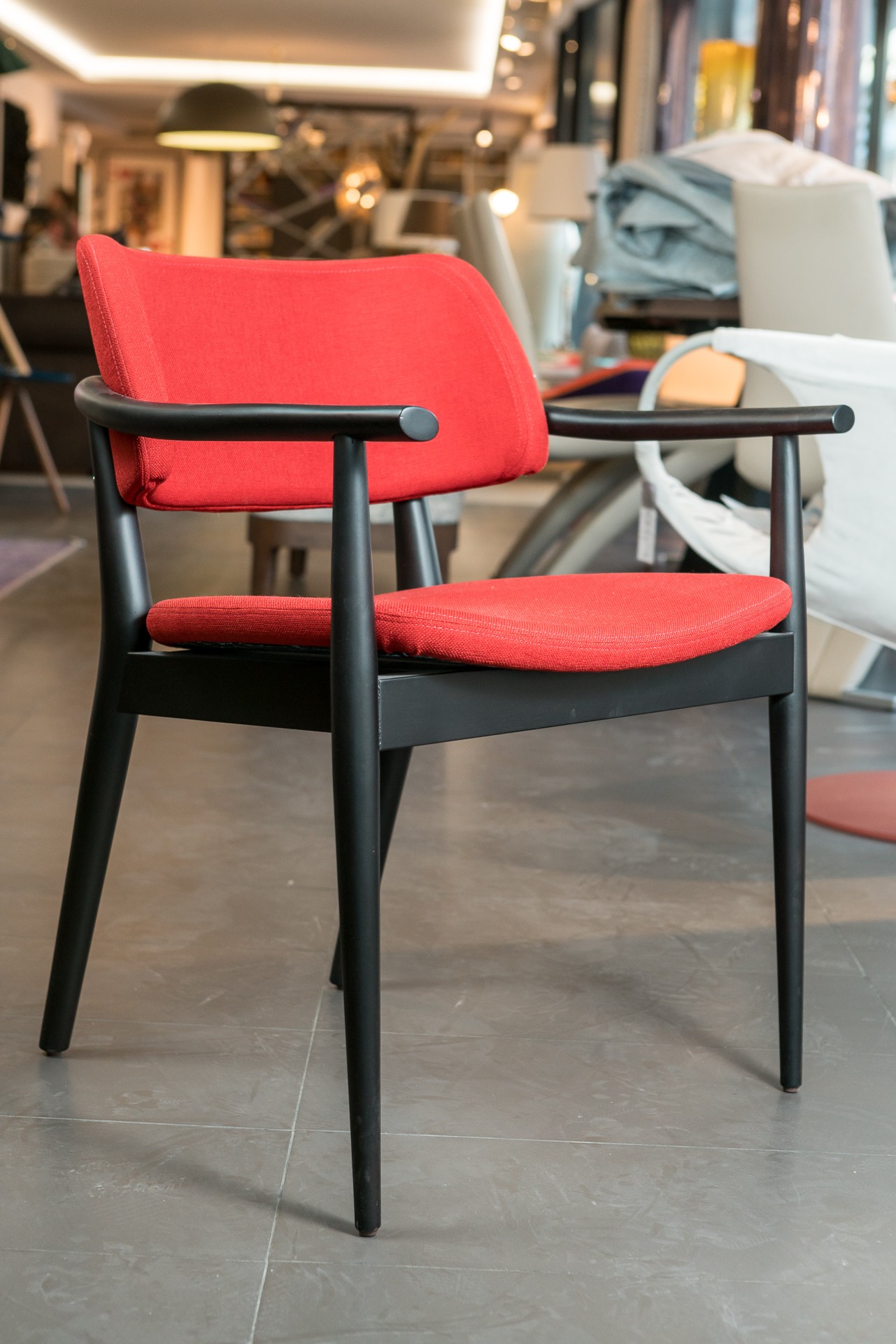 Porada Стул NISSA red от Porada — в интерьере