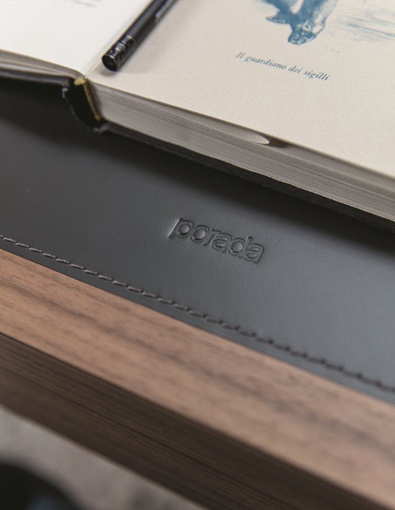 Porada Письменный стол Micol от Porada — в интерьере