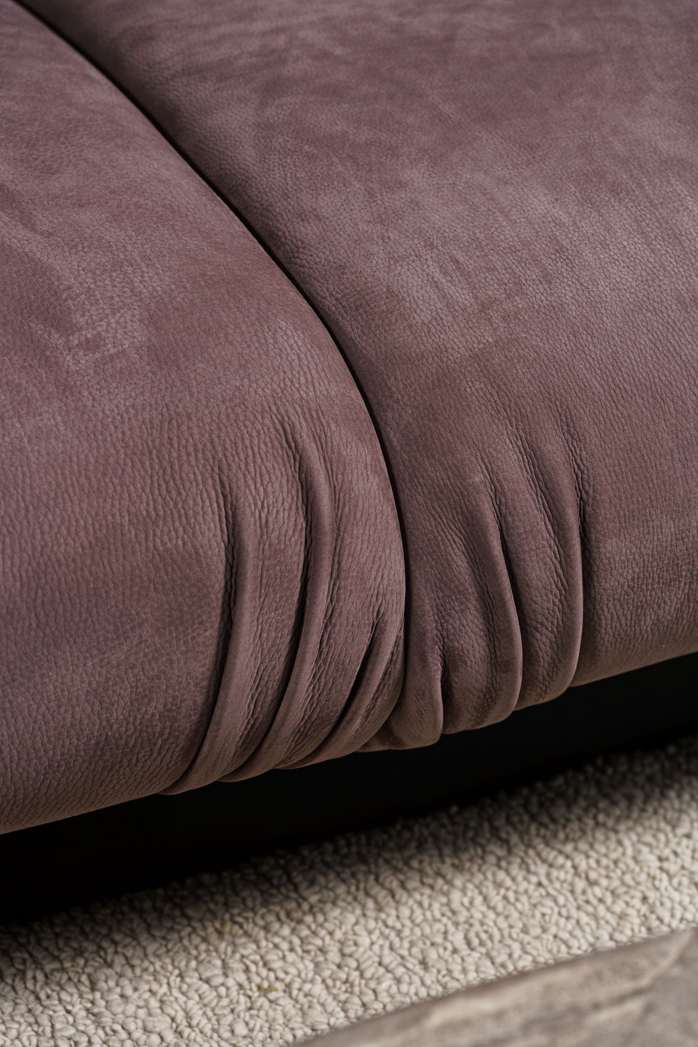 Baxter Диван Fold Nabuck Vintage Rose от Baxter — в интерьере