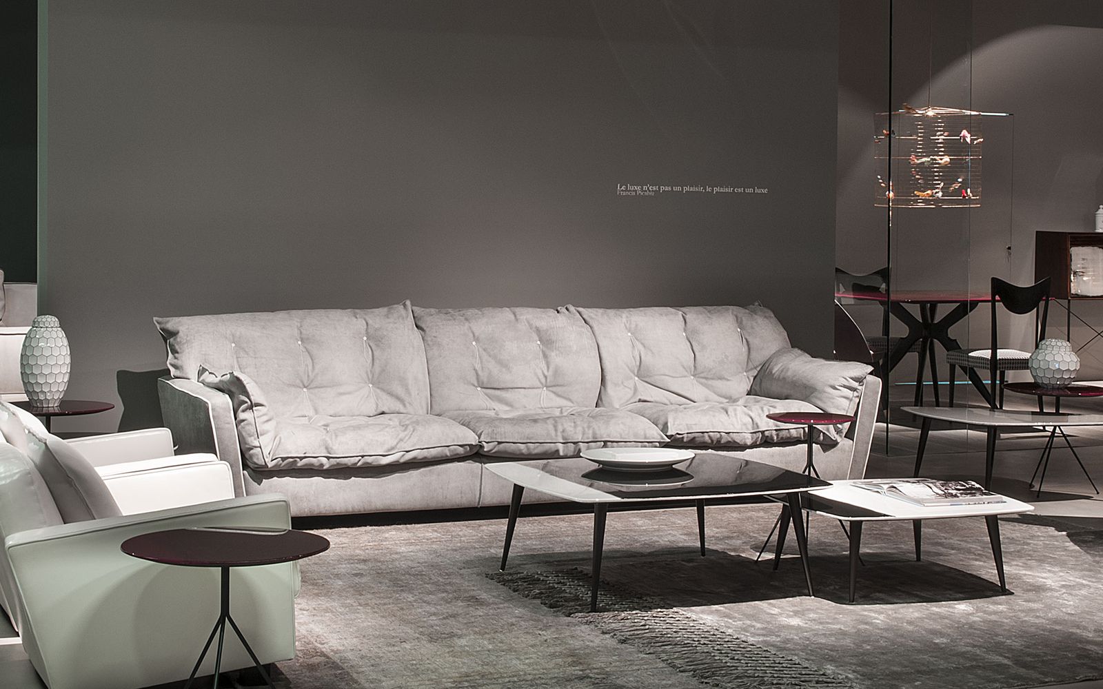 Baxter Диван трехместный Sorrento Nabuck Lava от Baxter — в интерьере