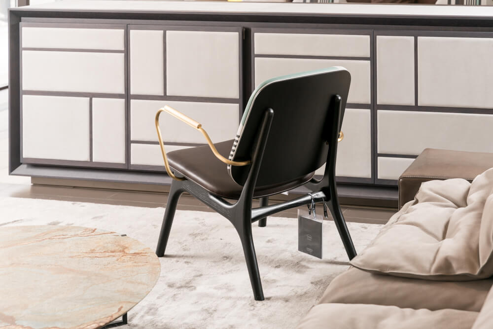 Baxter Кресло Thea Nabuck Sage от Baxter — в интерьере