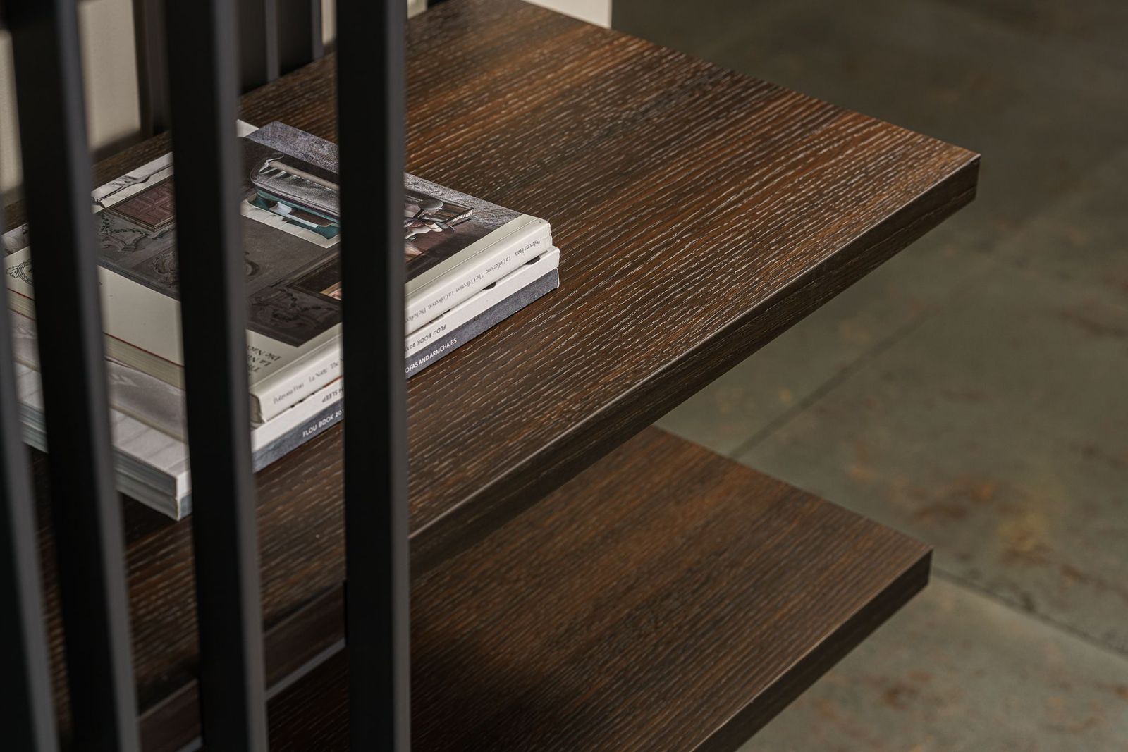 Cattelan Italia Стеллаж Arsenal Rovere Bruciato от Cattelan Italia — в интерьере