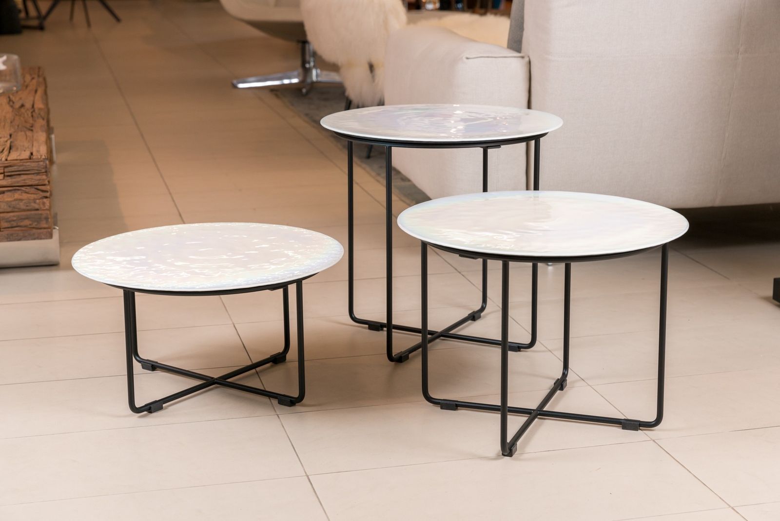Cattelan Italia Набор из 3-х столиков Vinyl от Cattelan Italia — в интерьере