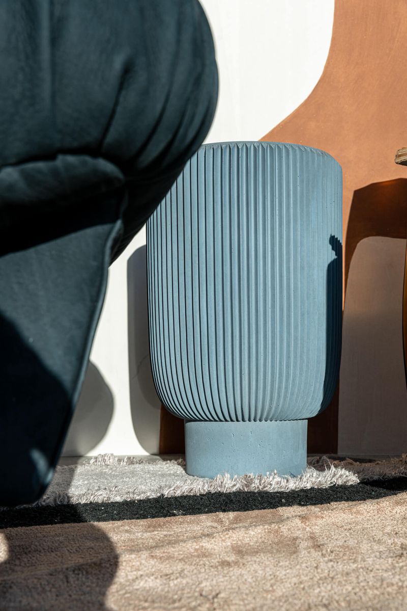 Baxter Журнальный столик Juno Cemento Blu 35 от Baxter — в интерьере