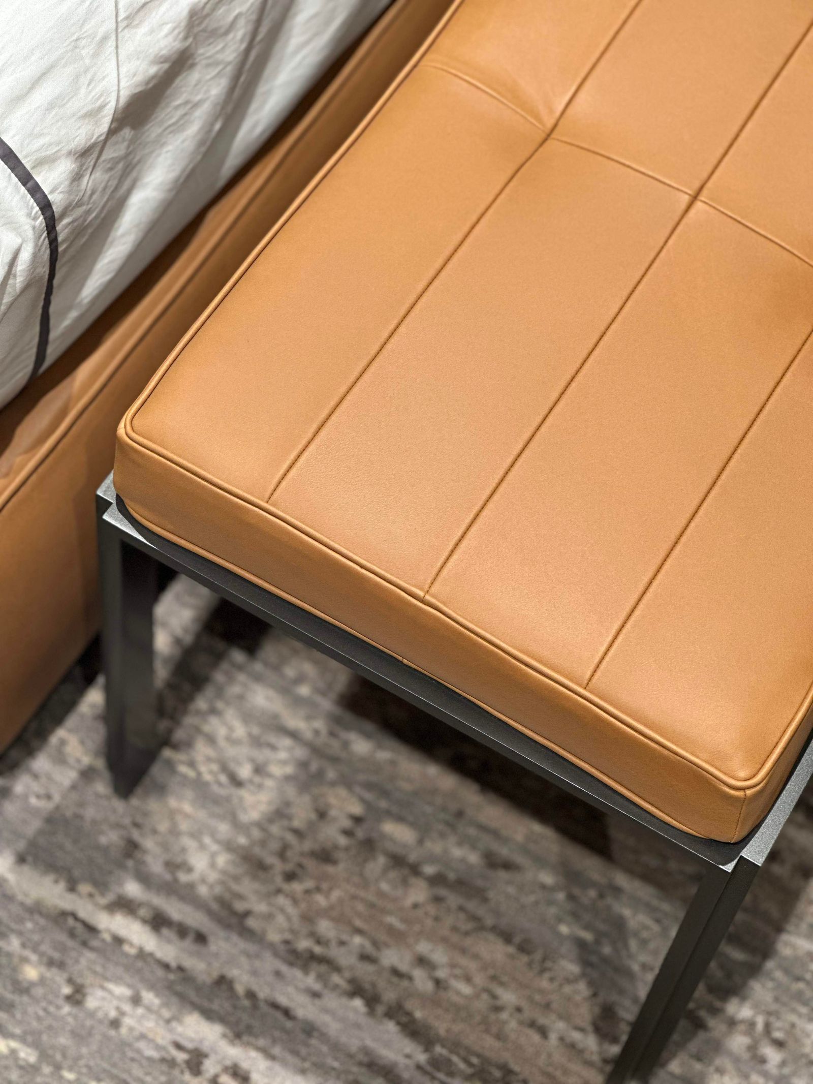 Molteni&C Банкетка Anton от Molteni & C — в интерьере