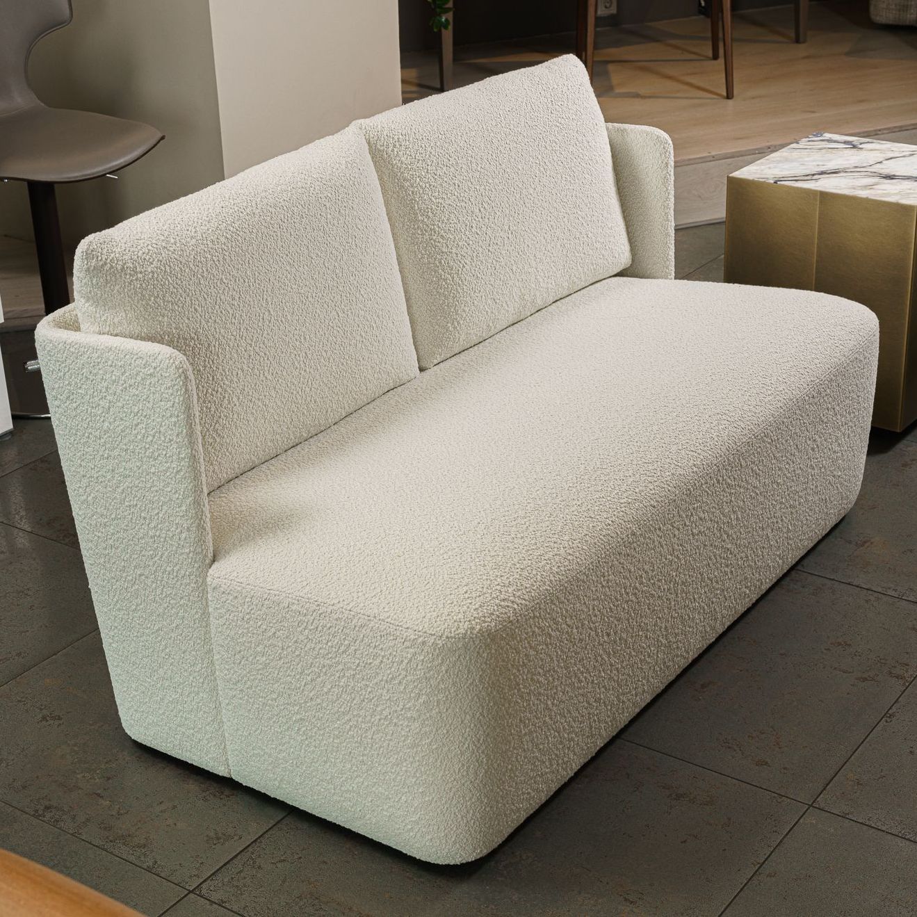 Meridiani Диван Keeton от Meridiani — в интерьере