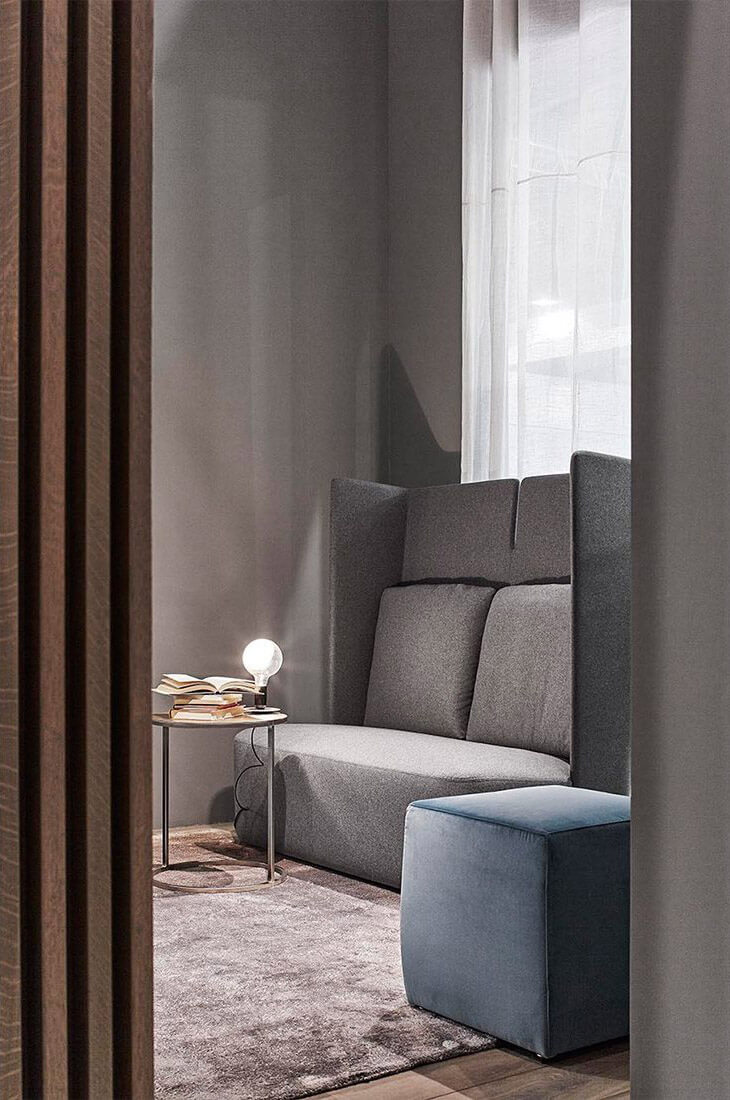Meridiani Диван Keeton от Meridiani — в интерьере
