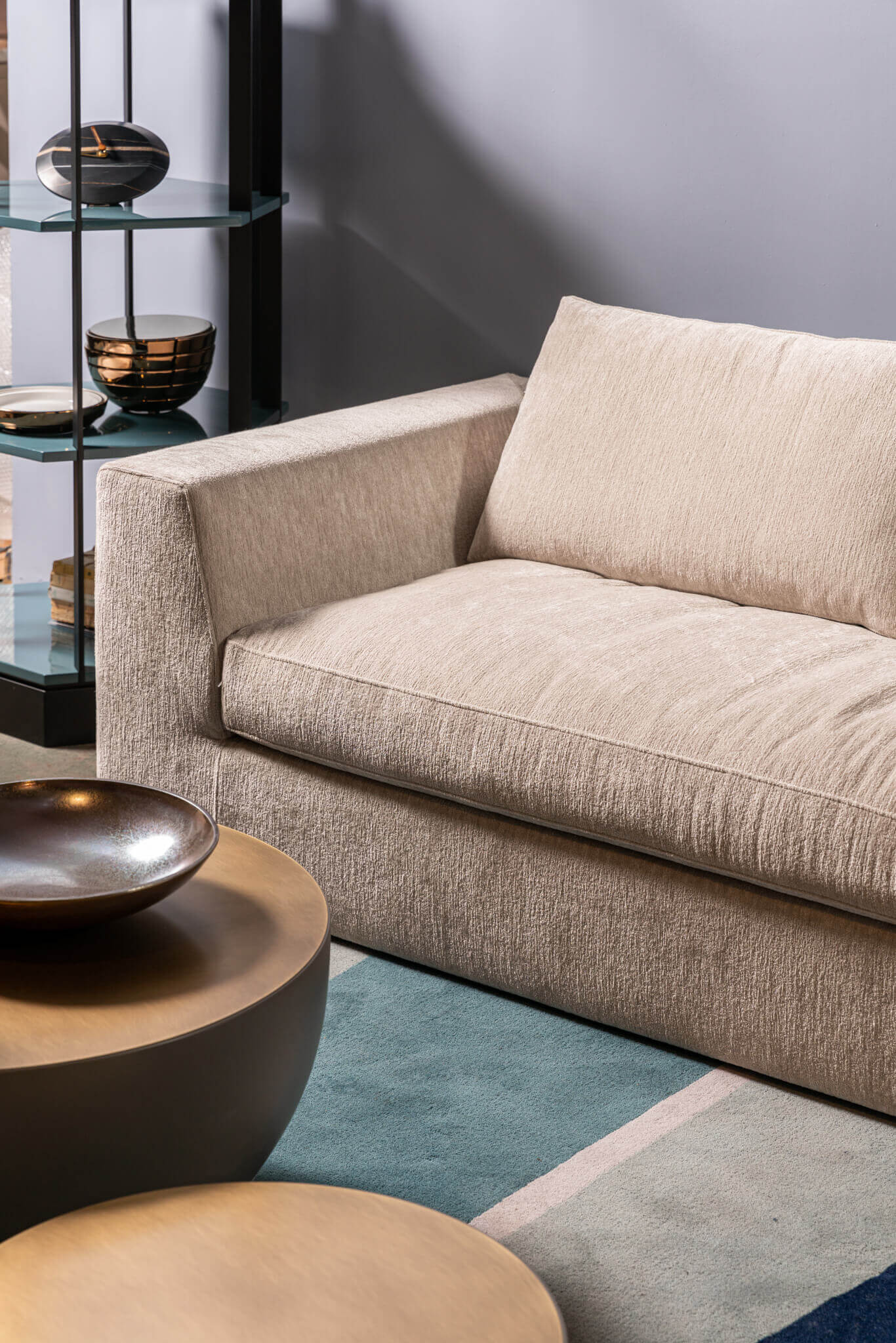 Meridiani Диван Louis Small от Meridiani — в интерьере