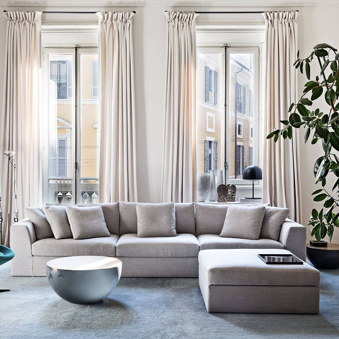 Meridiani Диван Louis Small от Meridiani — в интерьере