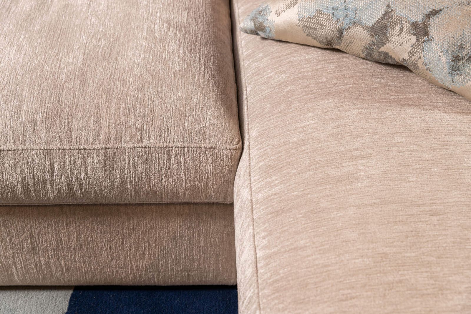 Meridiani Диван Louis Small от Meridiani — в интерьере